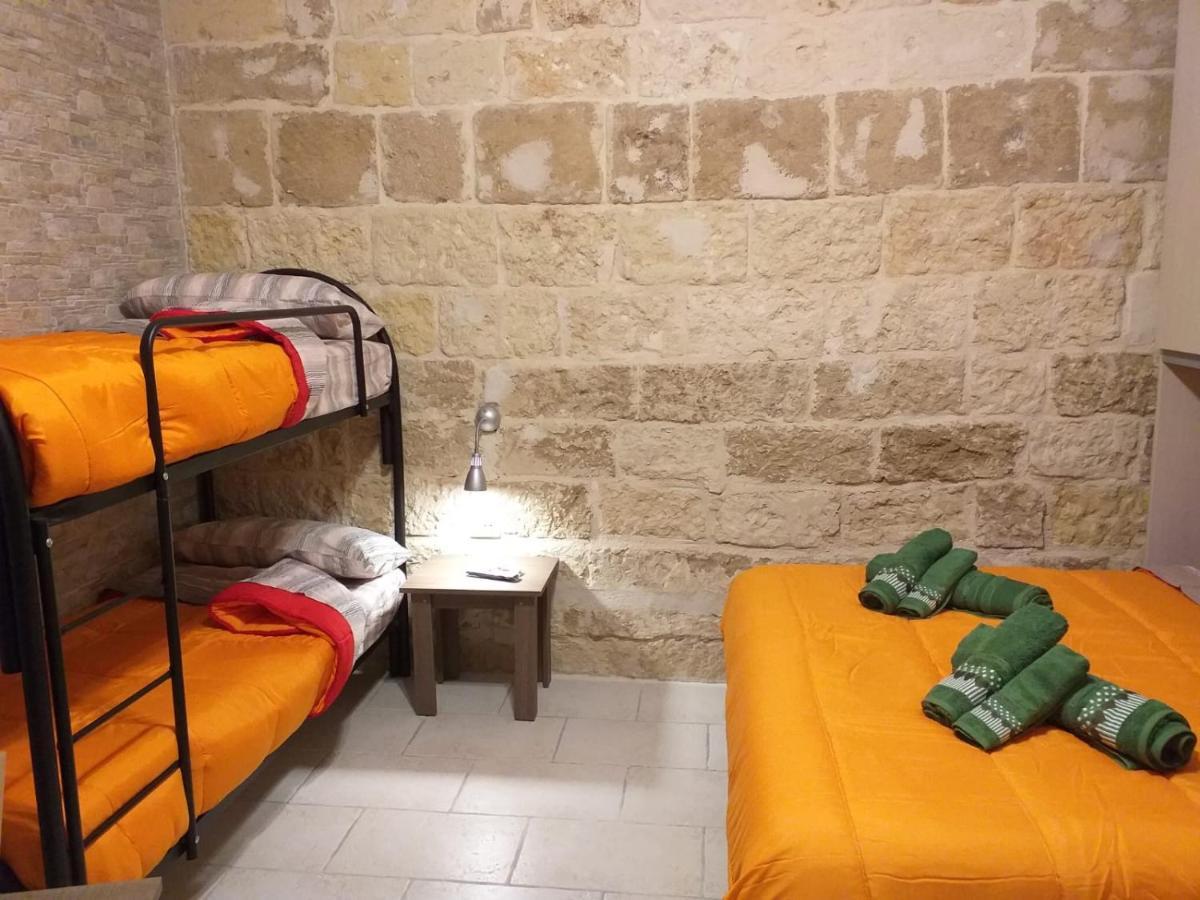 Bed and Breakfast I Marchesi Del Grillo - Vicinanze Stazione, Campus, Policlinico Барі Екстер'єр фото
